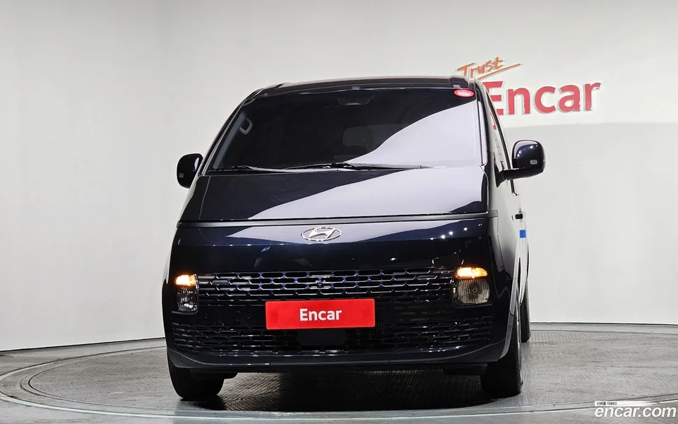 Hyundai Staria 4WD 9 2023 — миниатюра 3