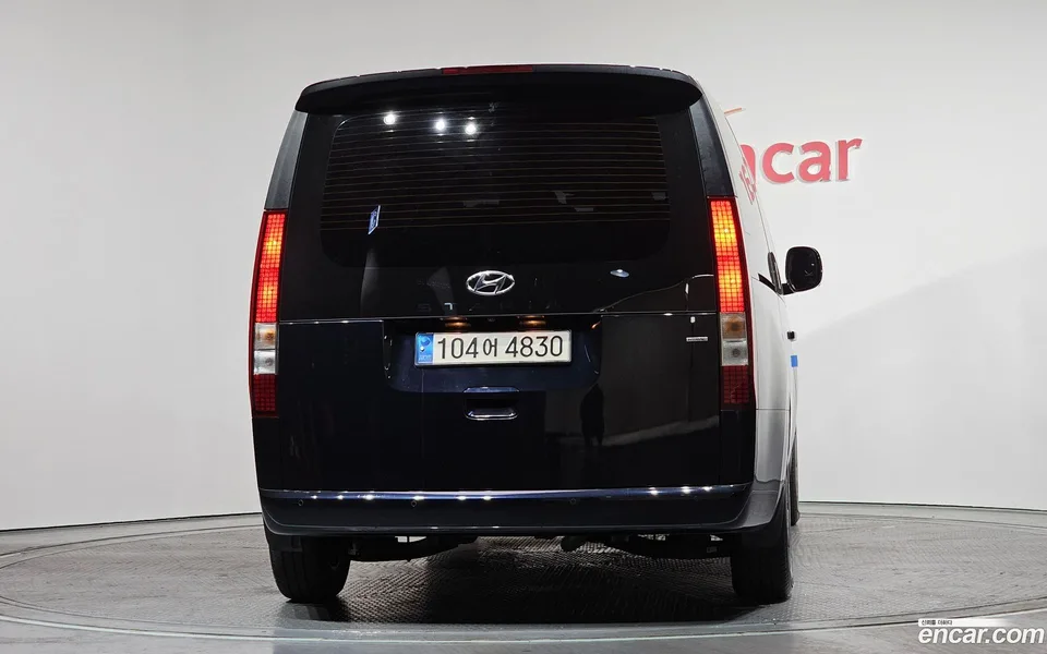 Hyundai Staria 4WD 9 2023 — миниатюра 4