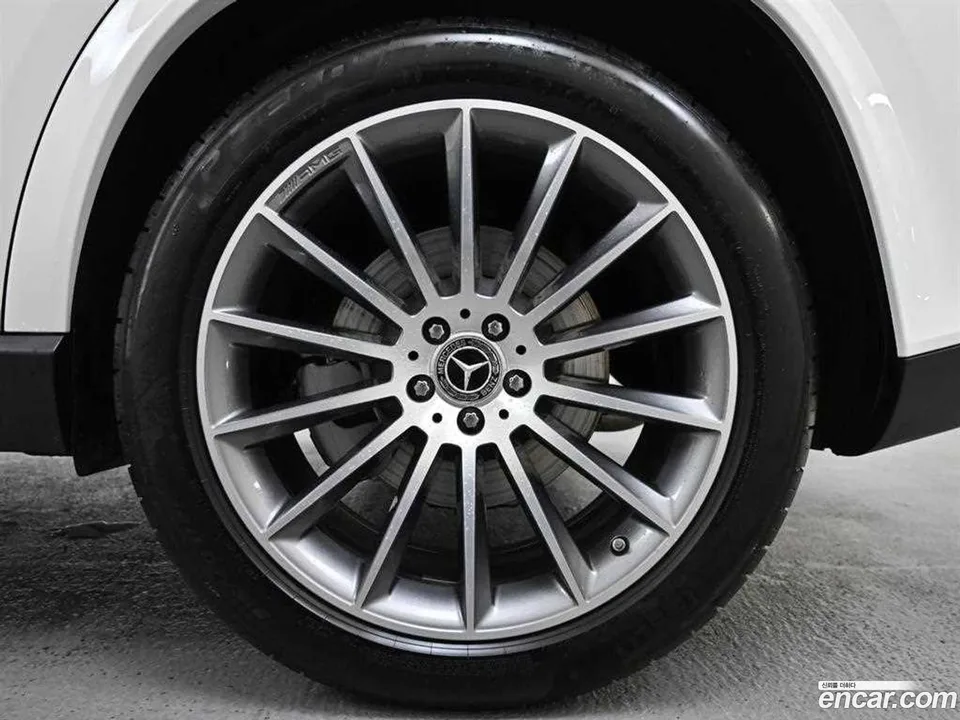 Mercedes-Benz GLE-Class GLE450 4MATIC 2025 — миниатюра 2