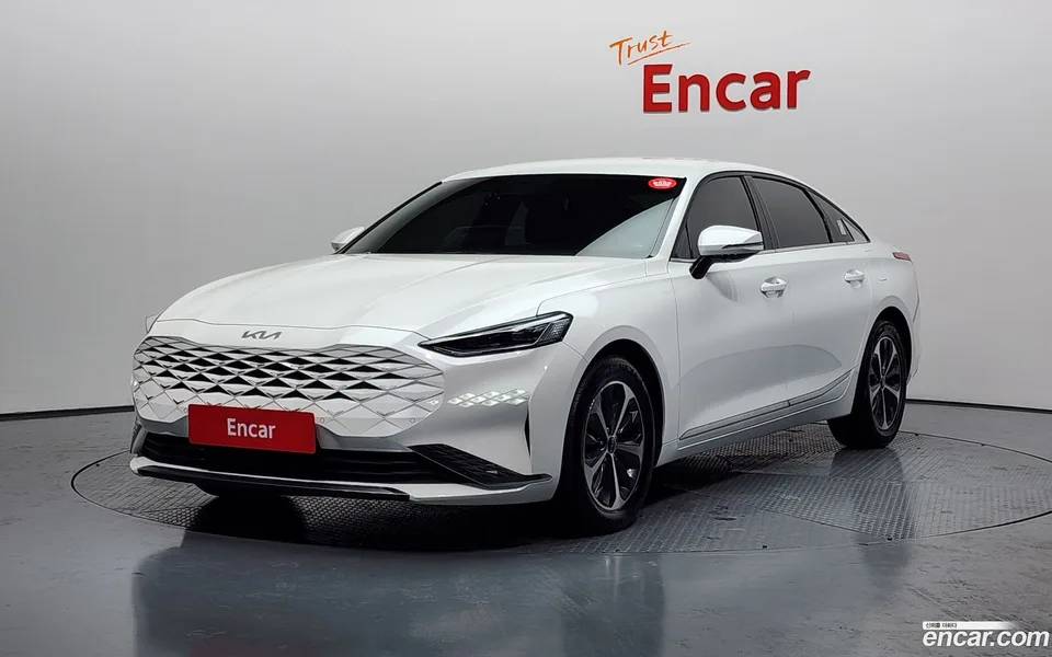 Kia K8 Hybrid 2022 — фото 1, купить с доставкой в Москву