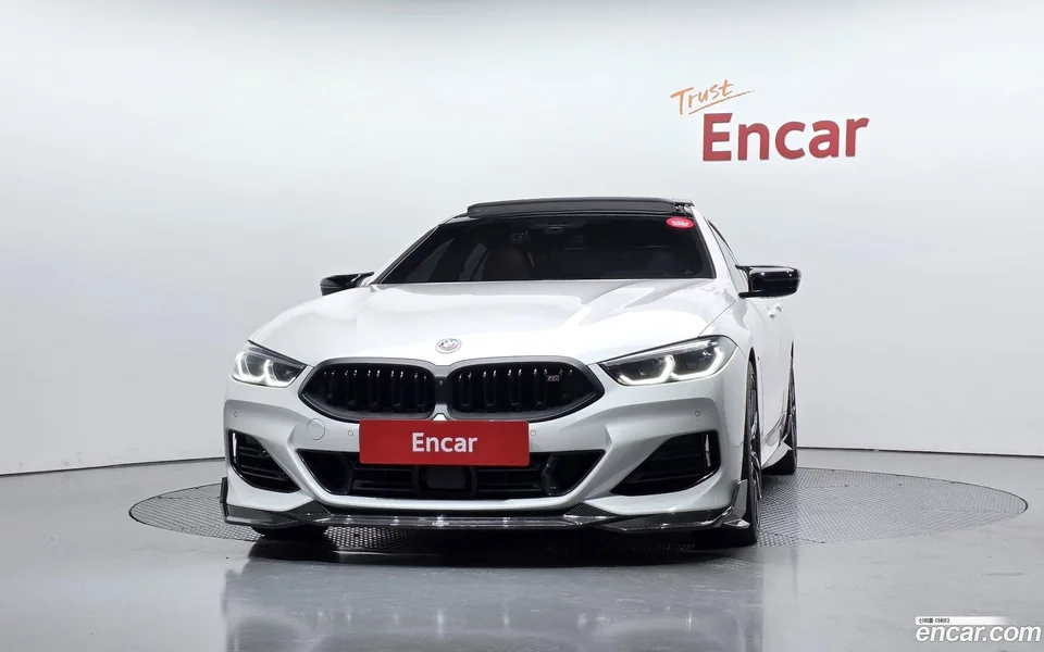 BMW 8 Series M850i xDrive 2022 — миниатюра 3