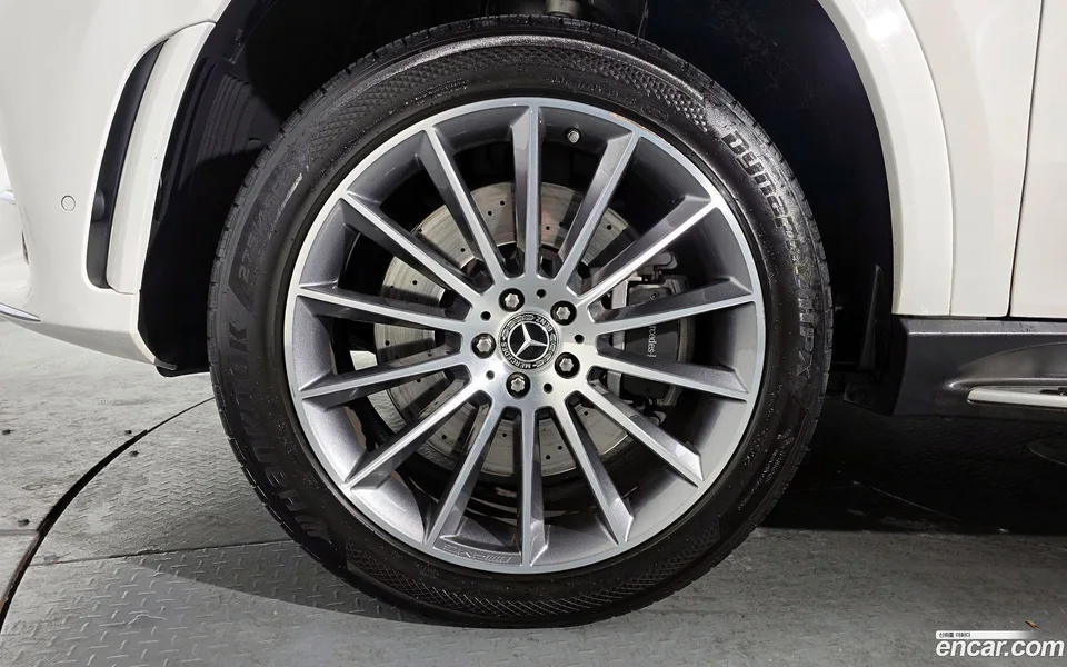 Mercedes-Benz GLE-Class GLE400d 4MATIC 2023 — миниатюра 2