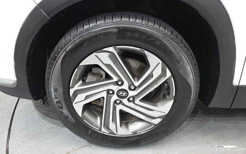 Hyundai SantaFe 2.2 2WD 2022 — миниатюра 2