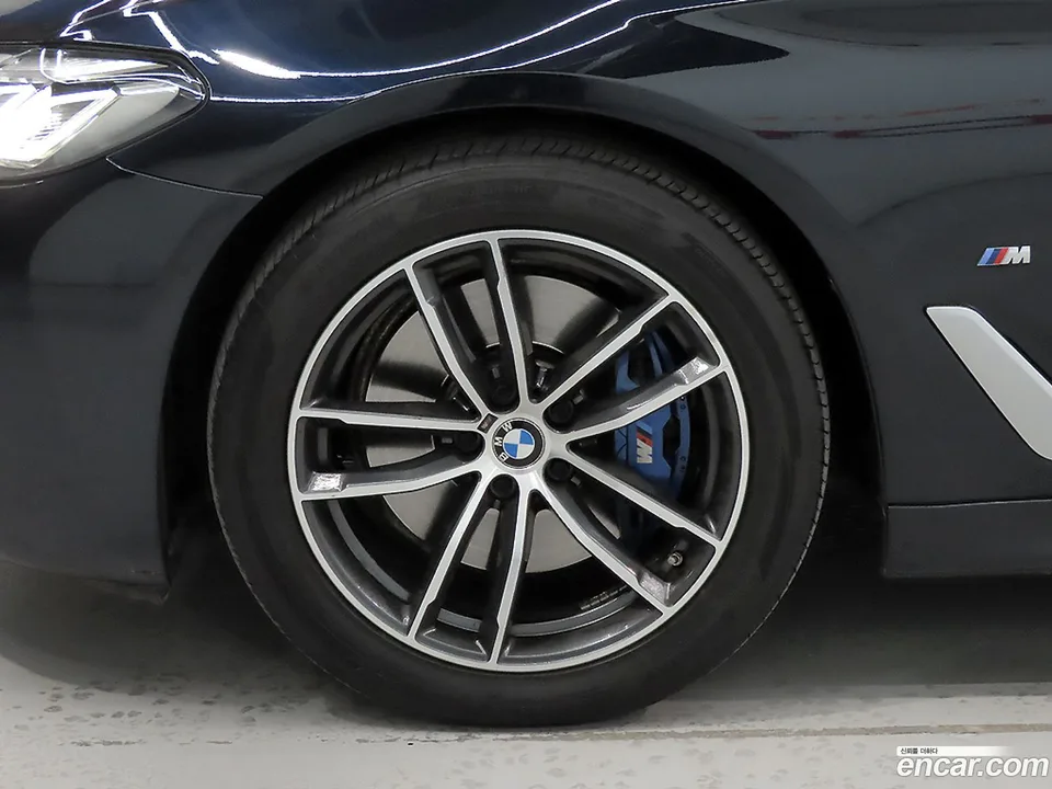 BMW 5 Series 523d M 2022 — миниатюра 5