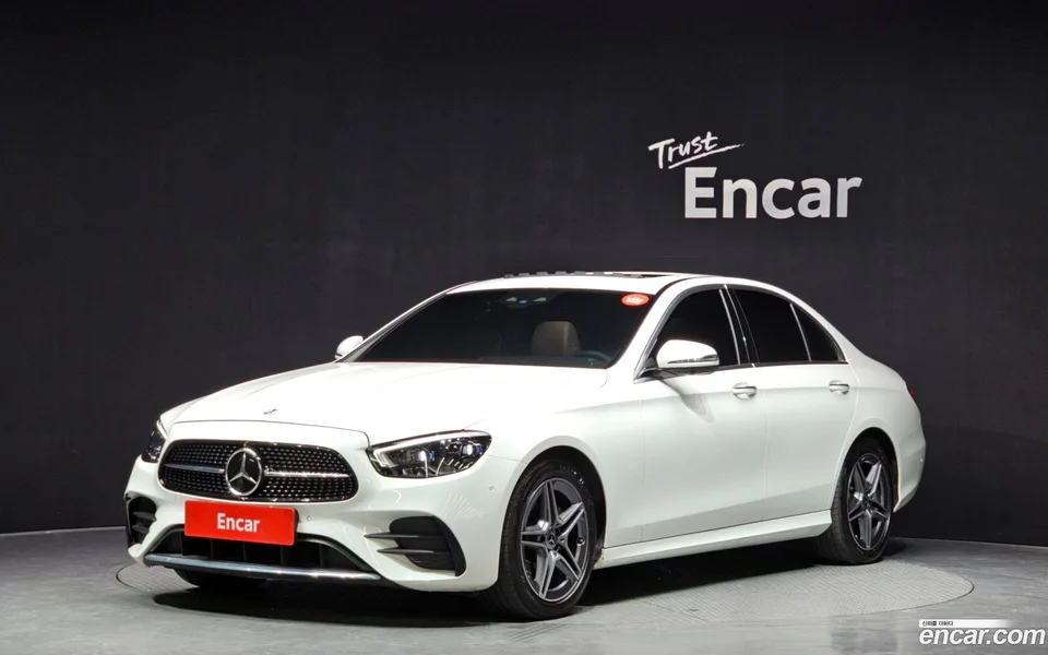 Mercedes-Benz E-Class E250 AMG Line 2023 — фото 1, купить с доставкой в Москву