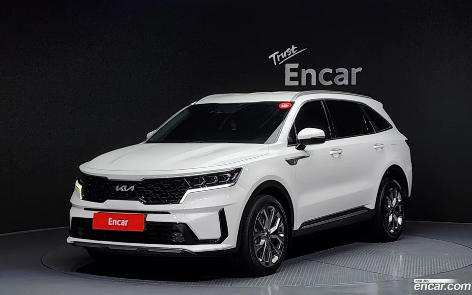 Kia Sorento 2.2 2WD 2023 — фото 1, купить с доставкой в Москву
