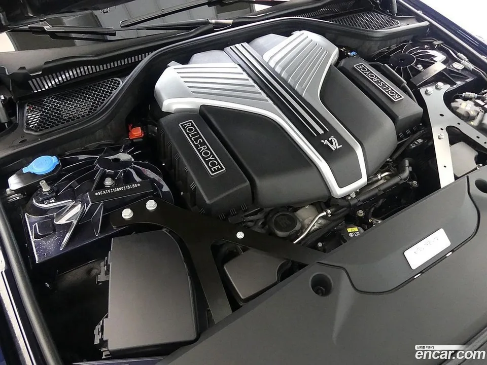 Rolls-Royce Ghost 6.7 EWB V12 2022 — миниатюра 2