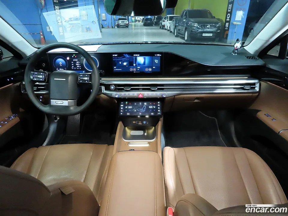Hyundai Grandeur 2.5 2WD 2023 — миниатюра 2
