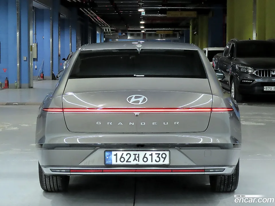Hyundai Grandeur 2.5 2WD 2023 — миниатюра 4