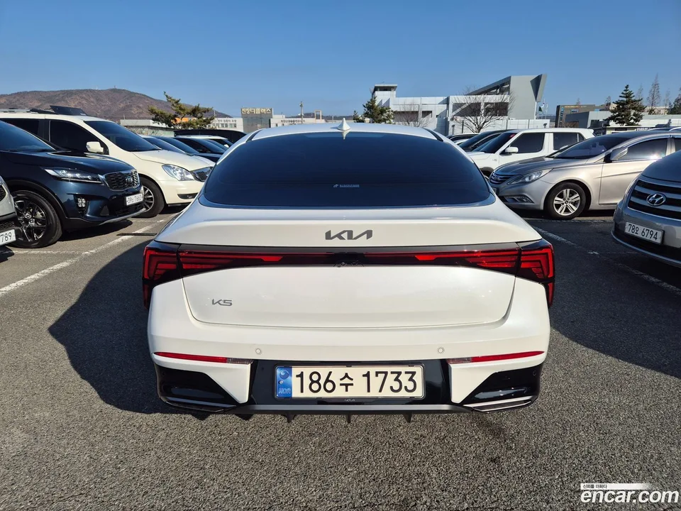 Kia K5 1.6 2023 — thumbnail 4