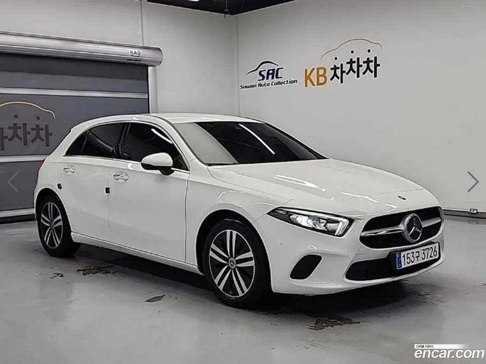 Mercedes-Benz A-Class A220 2022 — миниатюра 2