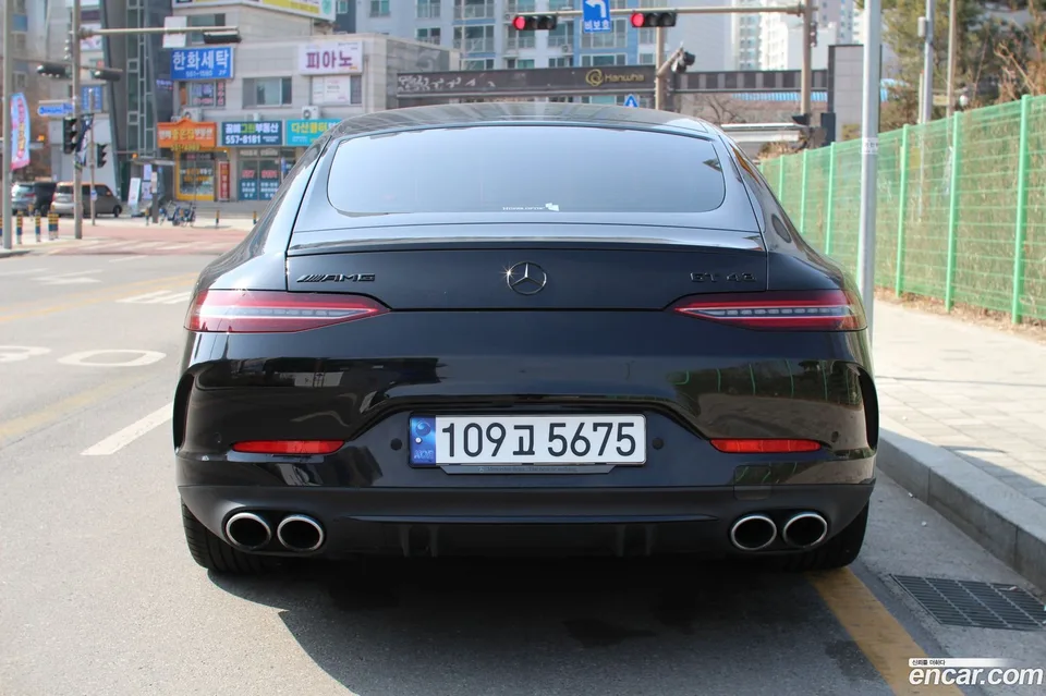 Mercedes-Benz AMG GT 4 43 4MATIC+ 2023 — миниатюра 2