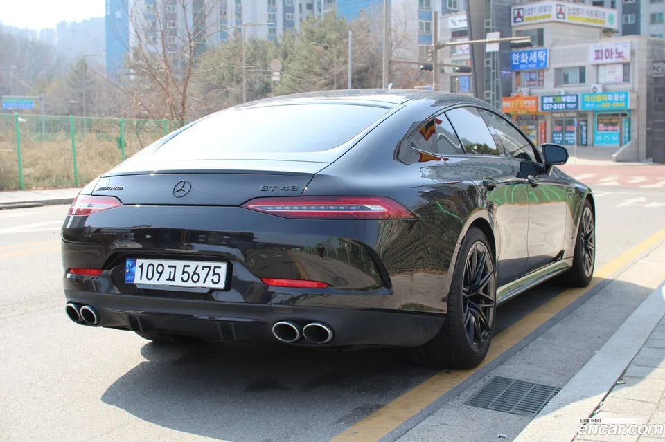 Mercedes-Benz AMG GT 4 43 4MATIC+ 2023 — миниатюра 4