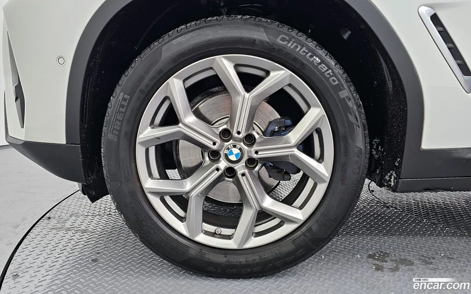 BMW X4 xDrive20i xLine 2022 — миниатюра 2