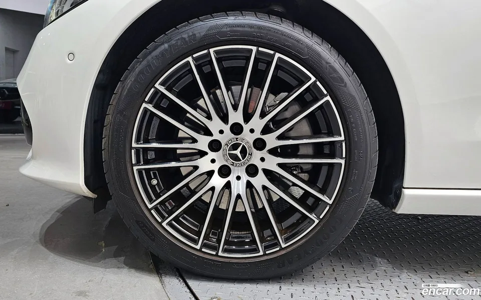 Mercedes-Benz C-Class C200 4MATIC 2022 — миниатюра 2