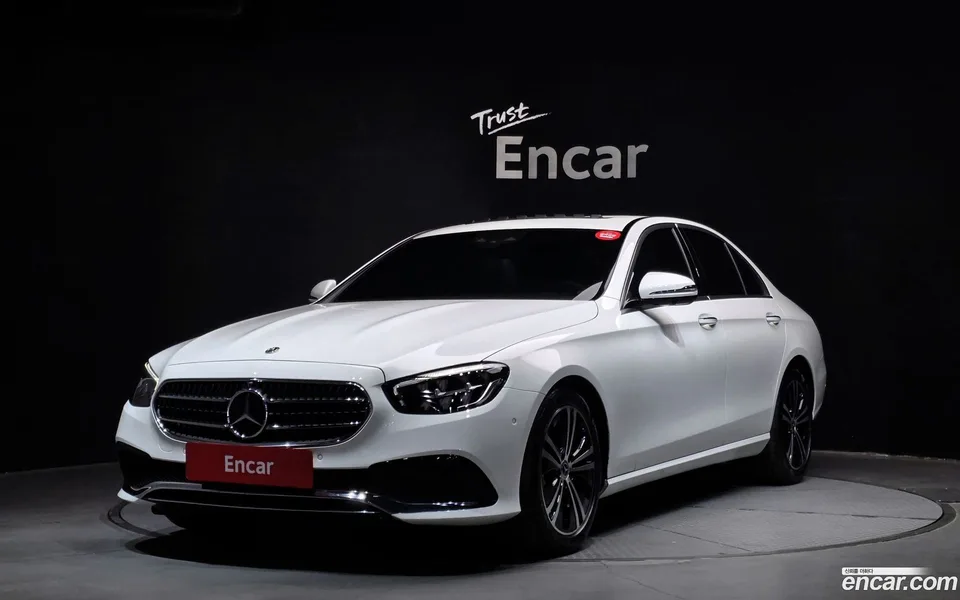 Mercedes-Benz E-Class E250 2022 — фото 1, купить с доставкой в Москву