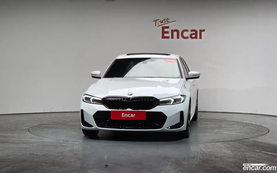 BMW 3 Series 320i M 2024 — миниатюра 3