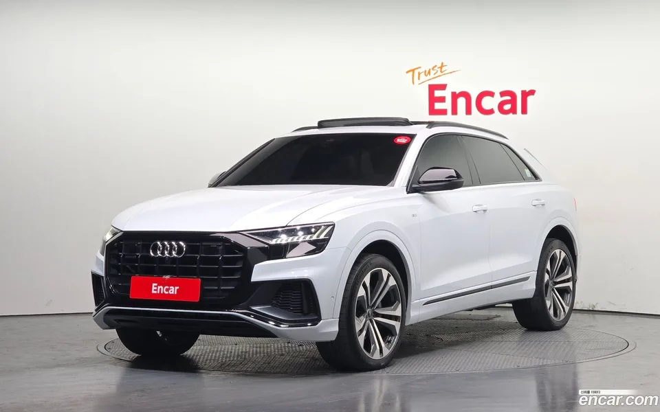 Audi Q8 (4M) 55 TFSI 2023 — фото 1, купить с доставкой в Москву