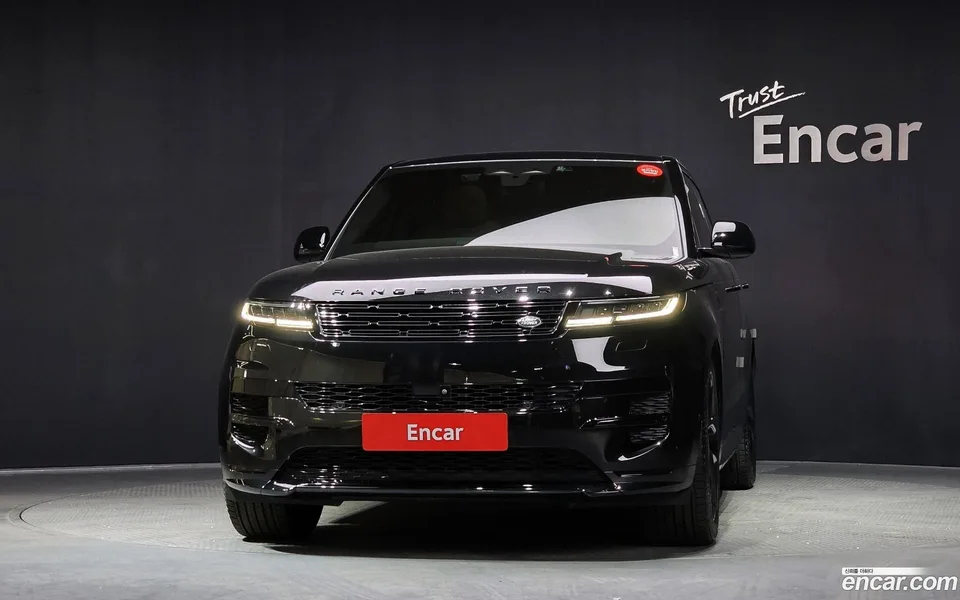 Land Rover Range Rover Sport P550E HSE 2025 — миниатюра 3