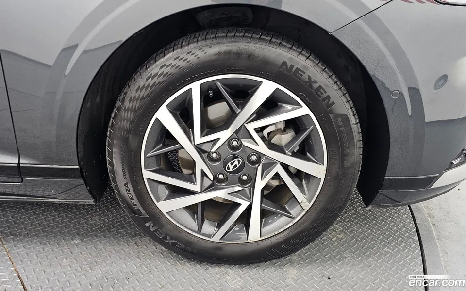 Hyundai Grandeur 2.5 2WD 2022 — миниатюра 2