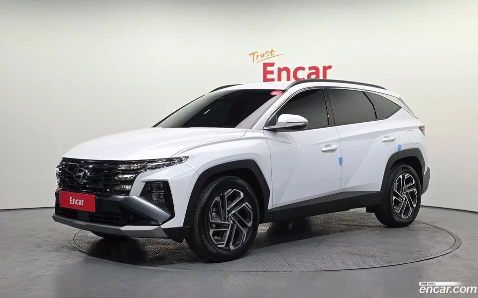 Hyundai Tucson NX4 1.6 4WD 2025 — фото 1, купить с доставкой в Москву