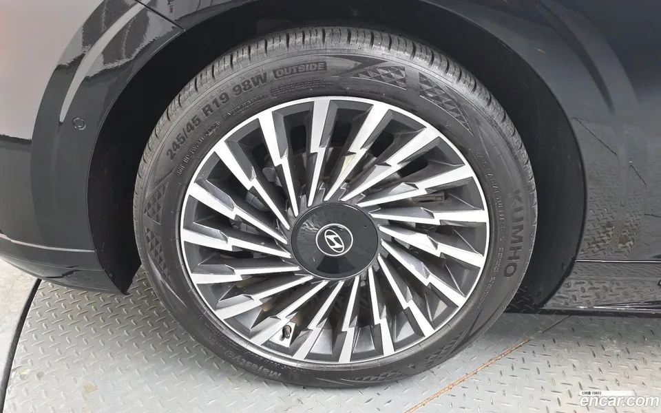 Hyundai Grandeur Hybrid 2024 — миниатюра 2