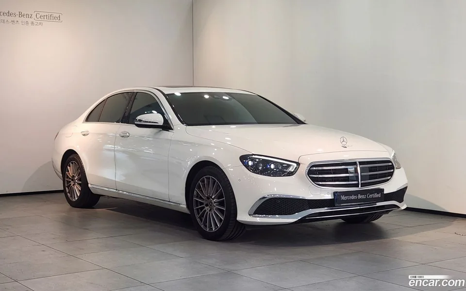 Mercedes-Benz E-Class E250 2022 — фото 1, купить с доставкой в Москву