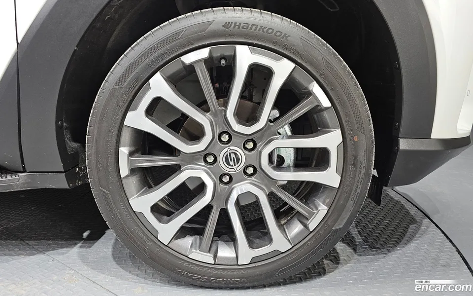 KG Mobility Torres 1.5 2WD 2022 — миниатюра 5