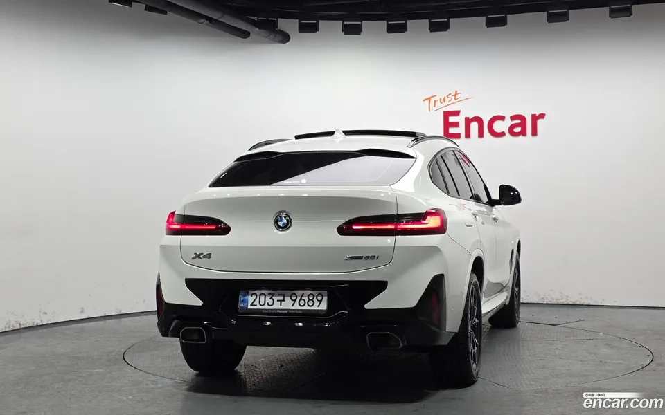 BMW X4 xDrive20i M 2024 — миниатюра 4