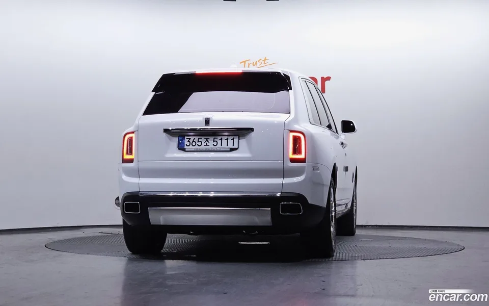 Rolls-Royce Cullinan 6.7 V12 2024 — миниатюра 4