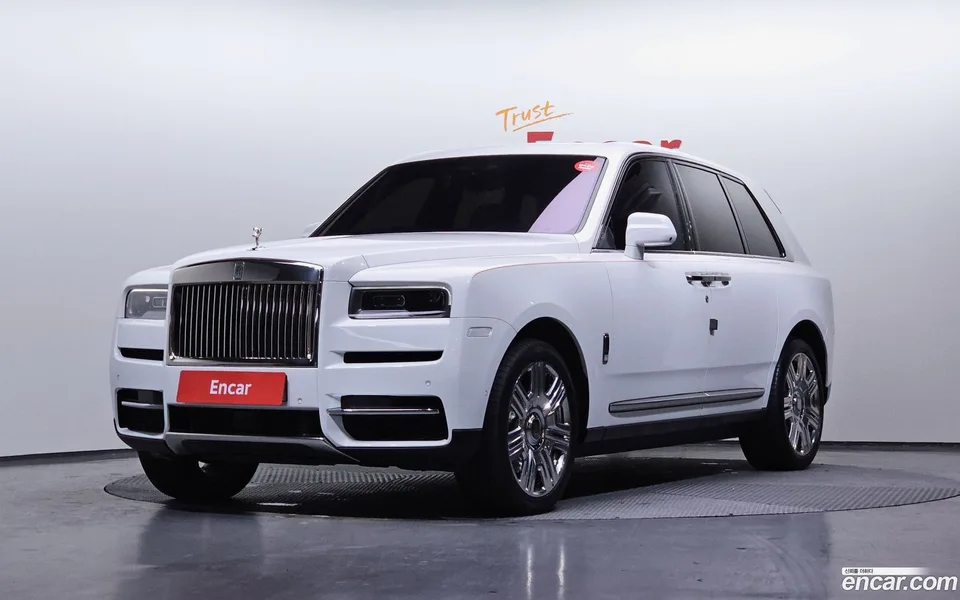 Rolls-Royce Cullinan 6.7 V12 2024 — фото 1, купить с доставкой в Москву