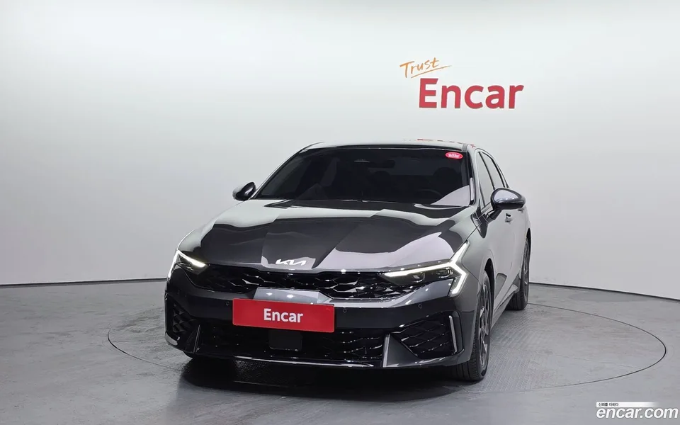 Kia K5 Hybrid 2025 — thumbnail 3