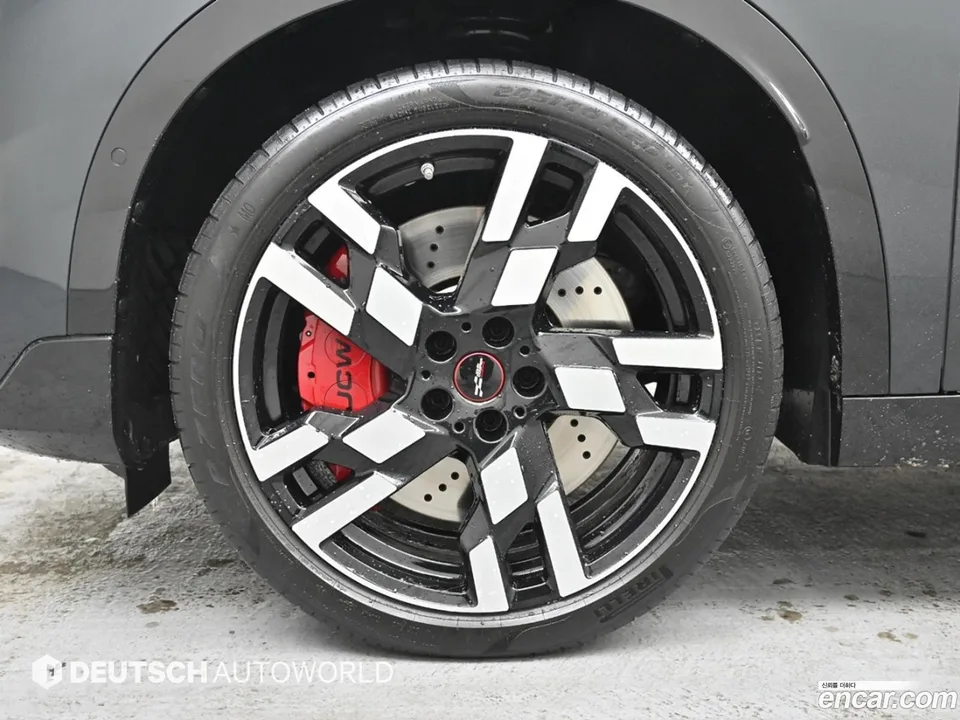 MINI Cooper S Countryman ALL4 JCW 2025 — миниатюра 5