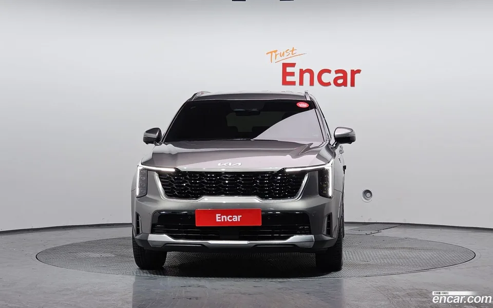 Kia Sorento HEV 1.6 2WD 2023 — миниатюра 3