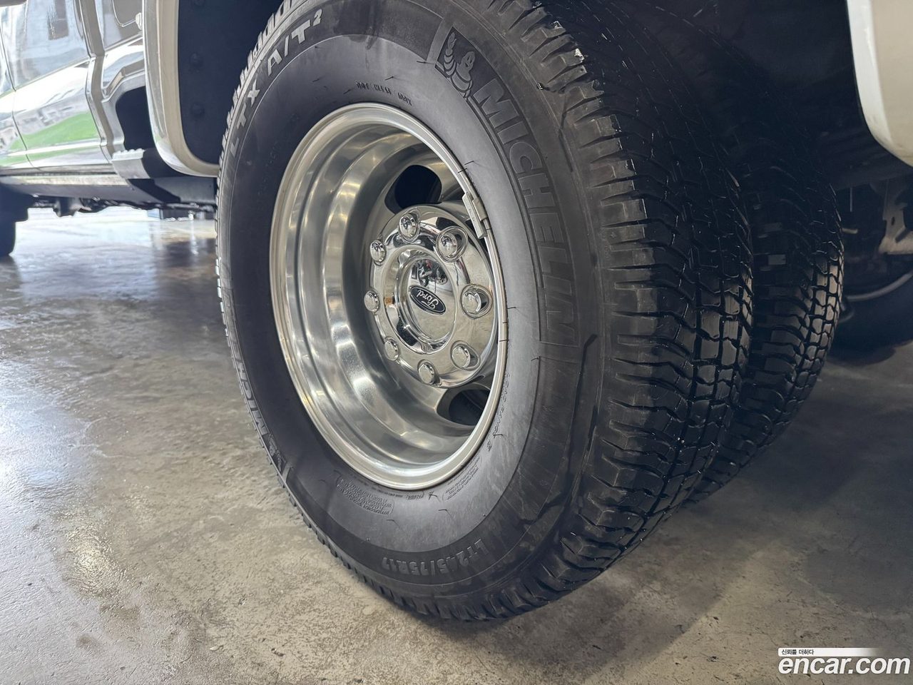 Ford F350 2023 — 2