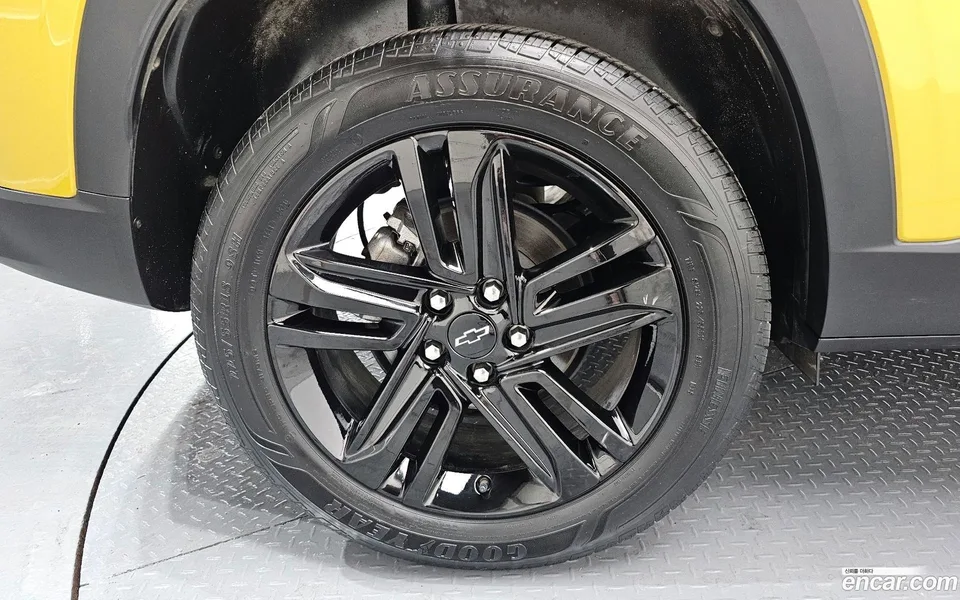 Chevrolet Trax Crossover 1.2 ACTIV 2023 — миниатюра 2