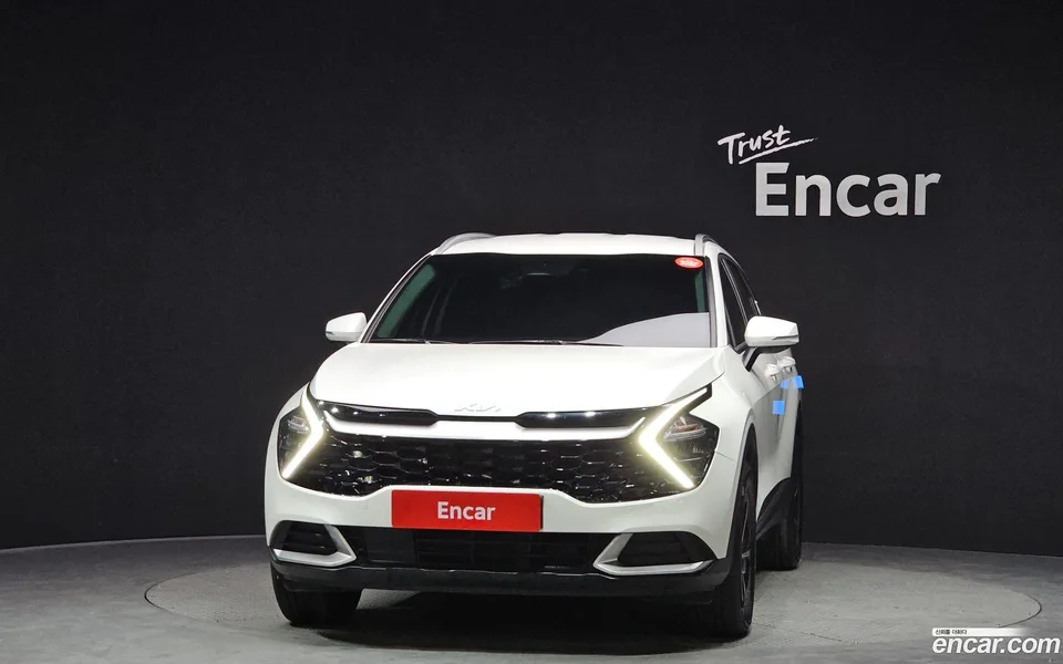 Kia Sportage Hybrid 2WD 2024 — миниатюра 3