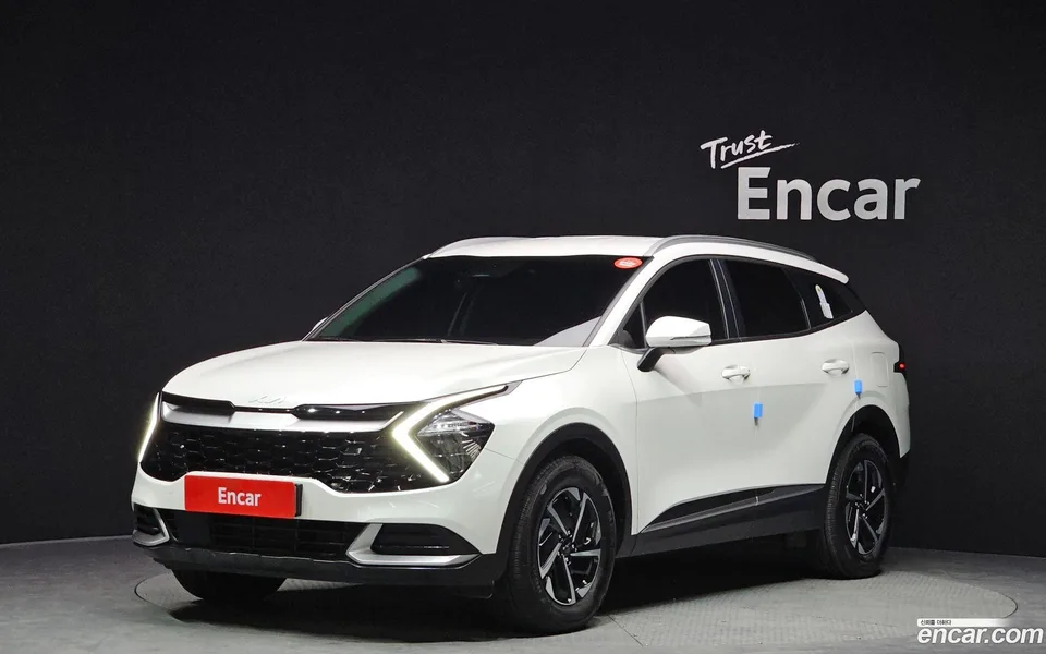 Kia Sportage Hybrid 2WD 2024 — фото 1, купить с доставкой в Москву