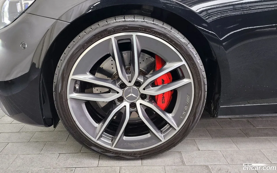 Mercedes-Benz E-Class E53 AMG 4MATIC+ 2022 — миниатюра 2