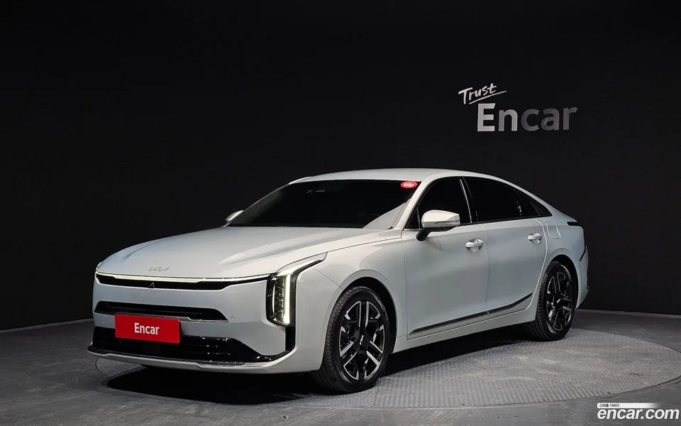 Kia K8 Hybrid 2024 — фото 1, купить с доставкой в Москву