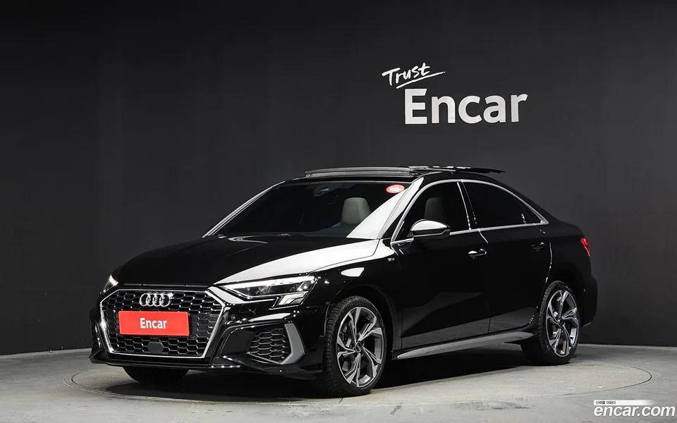 Audi A3 (8Y) 40 TFSI 2023 — фото 1, купить с доставкой в Москву