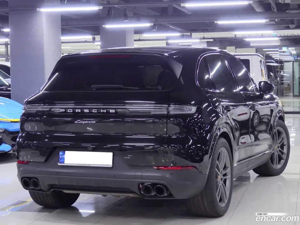 Porsche Cayenne 3.0 2023 — миниатюра 4