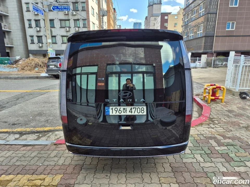 Hyundai Staria HEV 1.6 9 2024 — миниатюра 4