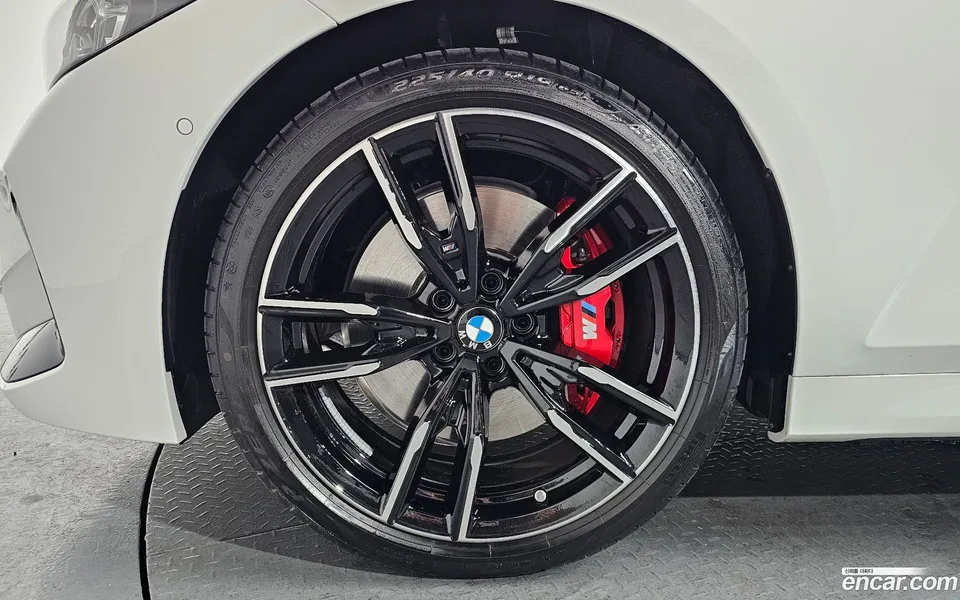BMW 3 Series M340i xDrive 2025 — thumbnail 5