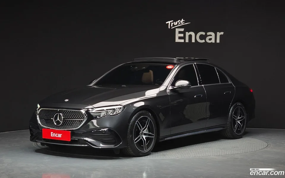 Mercedes-Benz E-Class E200 AMG Line 2025 — фото 1, купить с доставкой в Москву