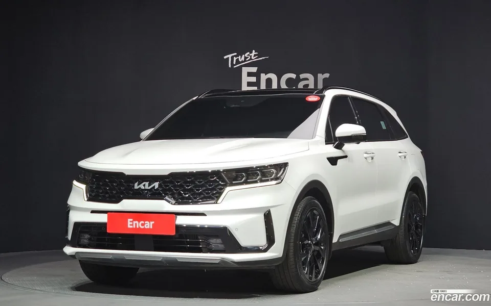 Kia Sorento 2.5T 4WD 2023 — фото 1, купить с доставкой в Москву