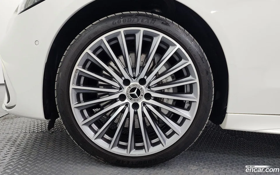 Mercedes-Benz C-Class C300 AMG Line 2022 — миниатюра 5