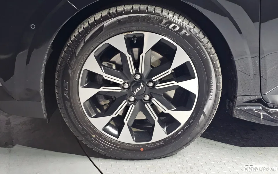 Kia Carnival 9 () 2022 — миниатюра 2