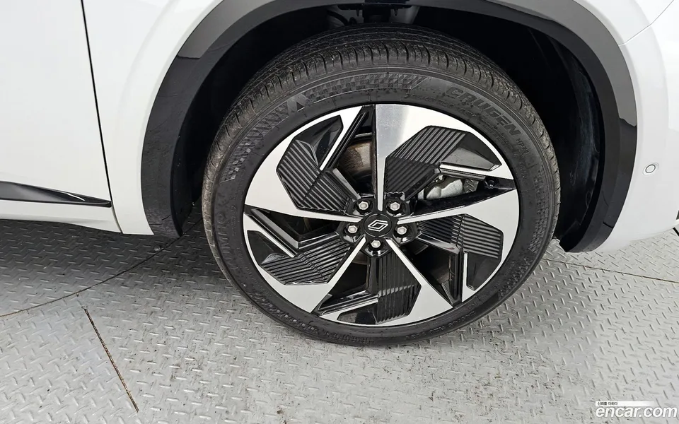 Renault Samsung Grand Koleos 1.5 E-TECH 2WD 2024 — миниатюра 2
