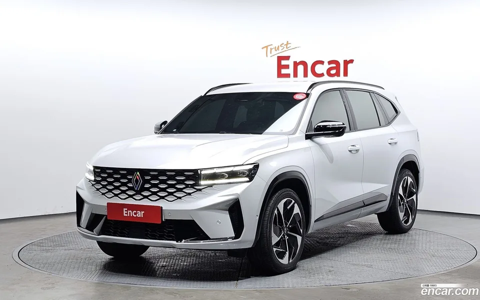 Renault Samsung Grand Koleos 1.5 E-TECH 2WD 2024 — фото 1, купить с доставкой в Москву